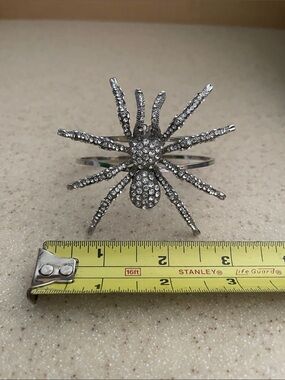 Silver Tone Crystal Spider Statement Bracelet - Avg Sz Hinge Cuff EUC